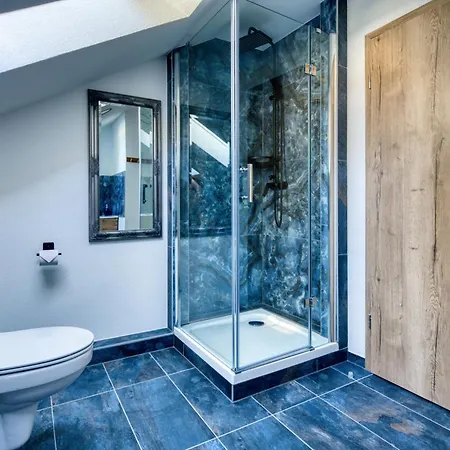 Apartment Penthouse Mit Aussicht Ueber Den Wald *