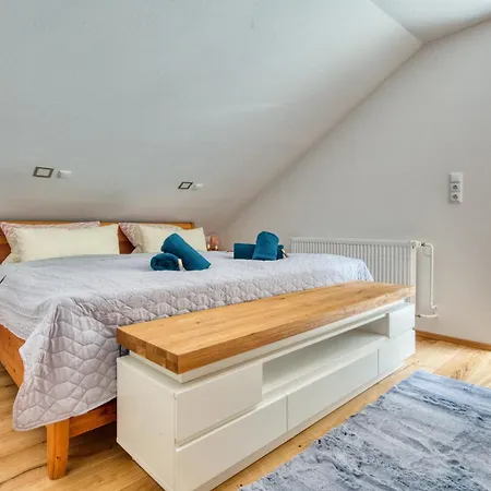 Penthouse Mit Aussicht Ueber Den Wald *