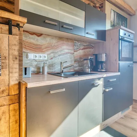 Penthouse Mit Aussicht Ueber Den Wald Apartment *